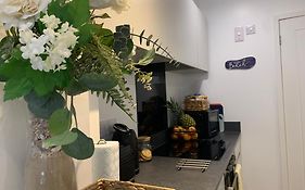 Bournemouth Nr Town Beach Train Coach Shops Lovely Entire Apartment Allows Quiet Good Dogs